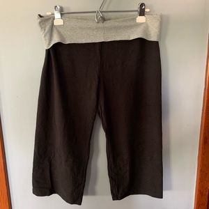 Victoria Secret Yoga Capris